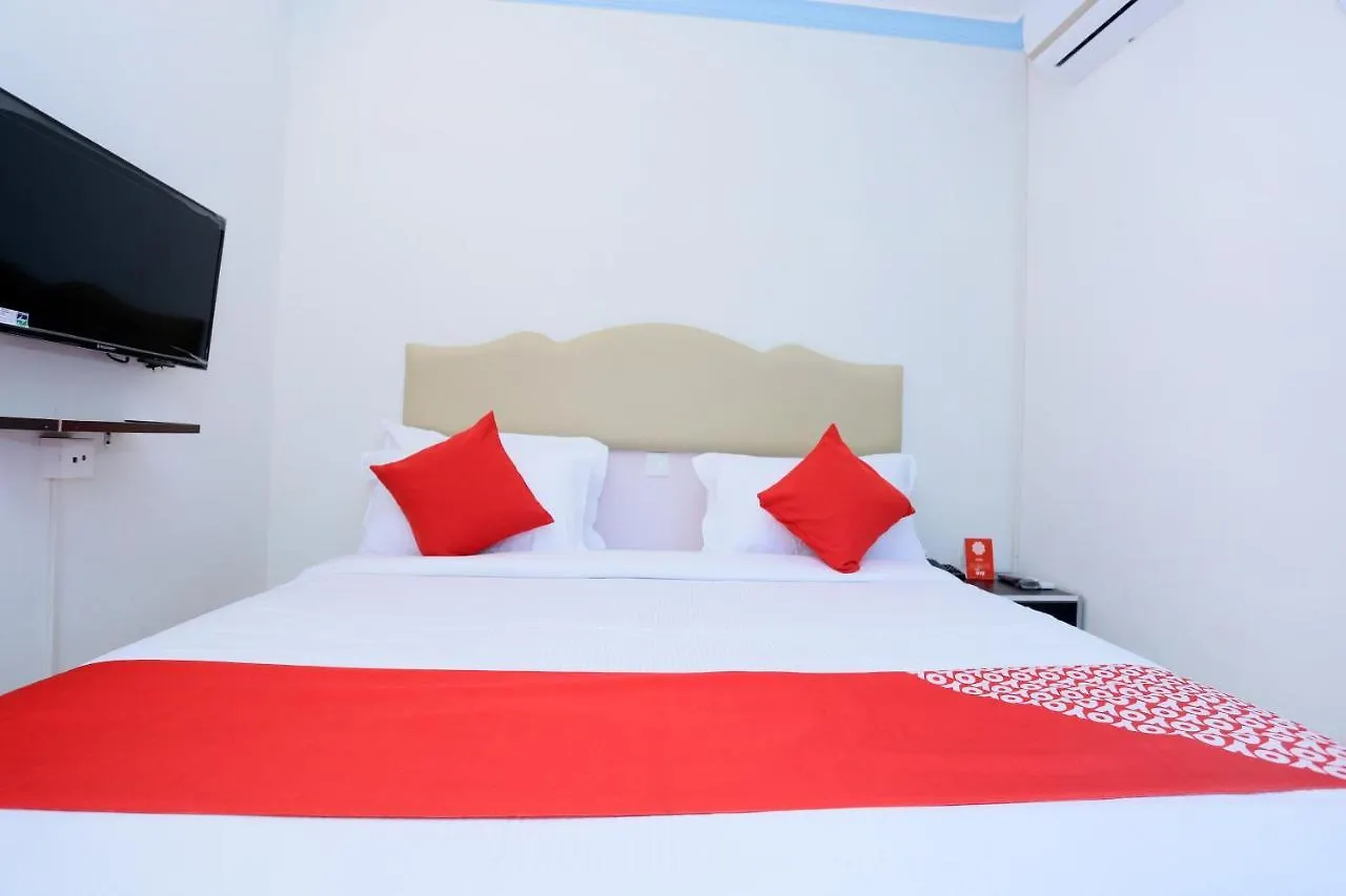 Hotell Oyo 22008 Jrj Suites Thiruvananthapuram
